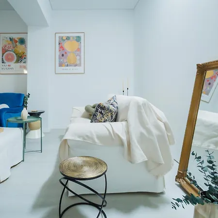 Kazarnehouse Apartment