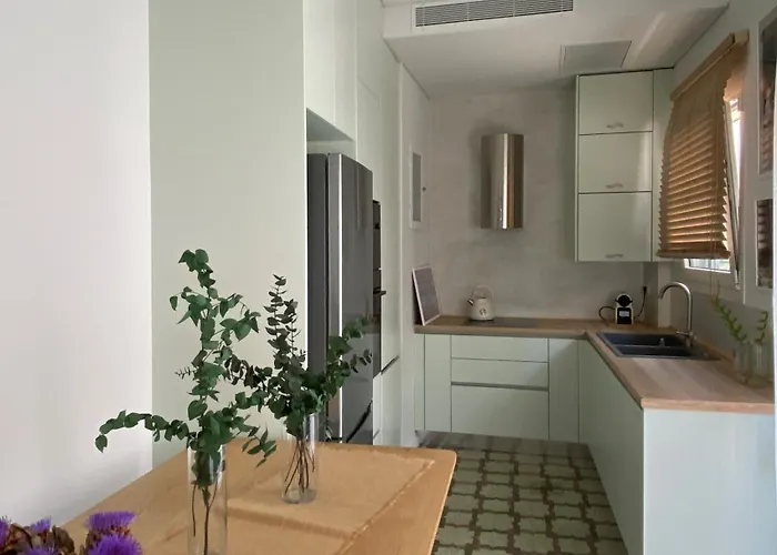 Kazarnehouse *