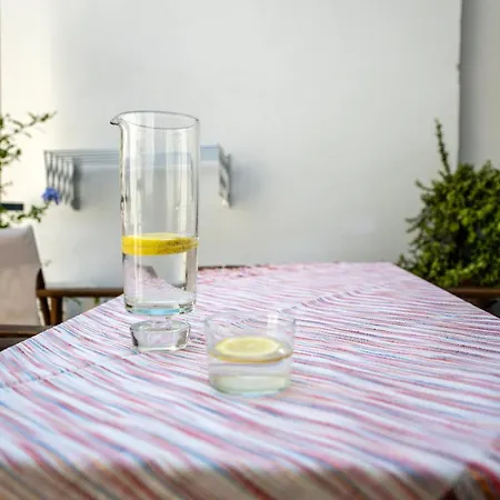 Kazarnehouse Apartament *